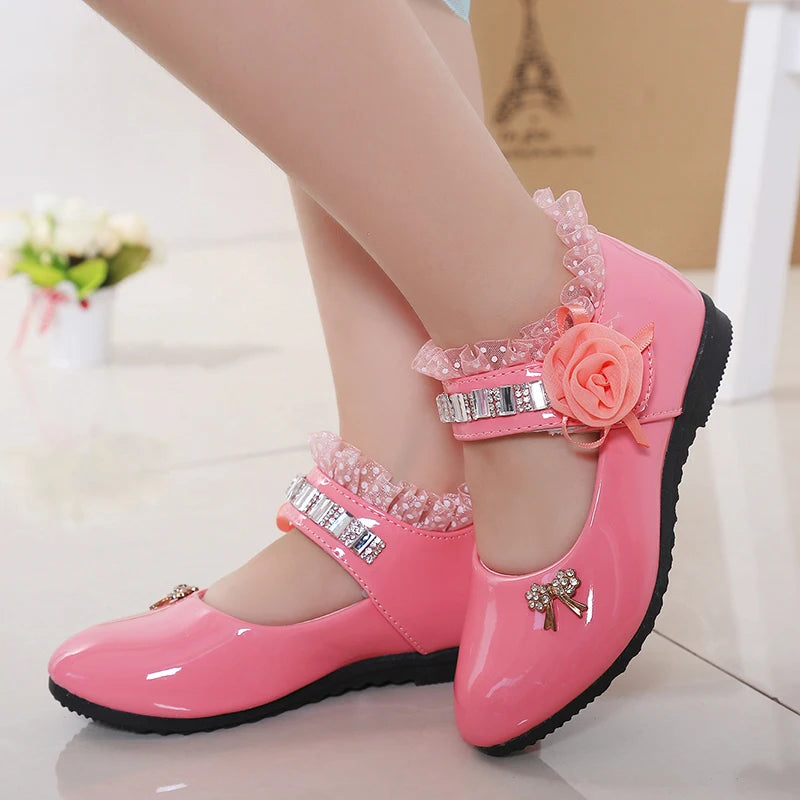 Girls' shoes