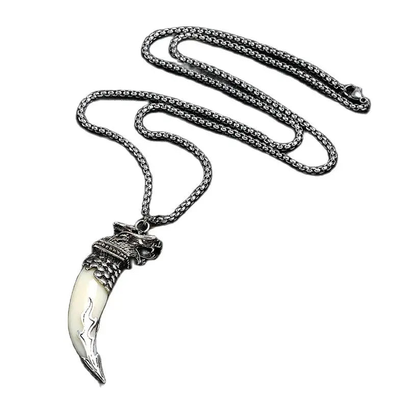 Retro domineering wolf tooth pendant necklace suitable in USA