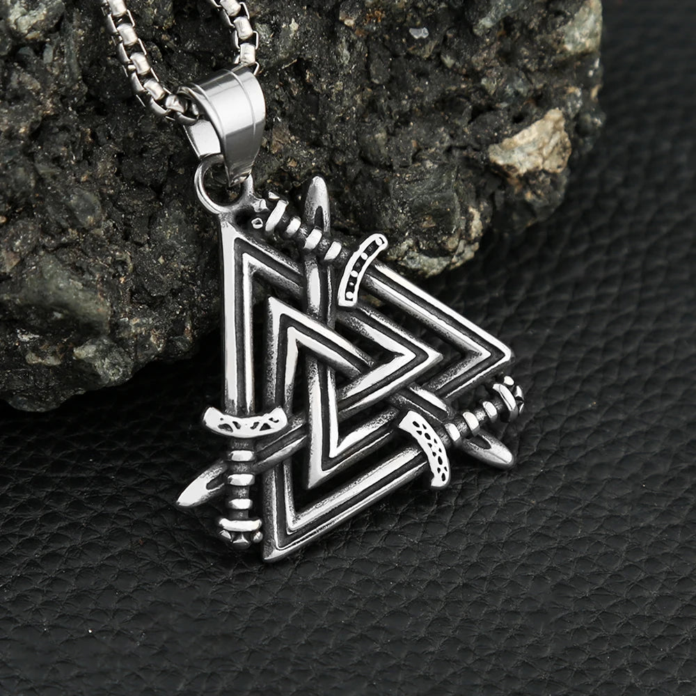 New Vintage Vikings Odin Triangle Pendant Necklace in USA