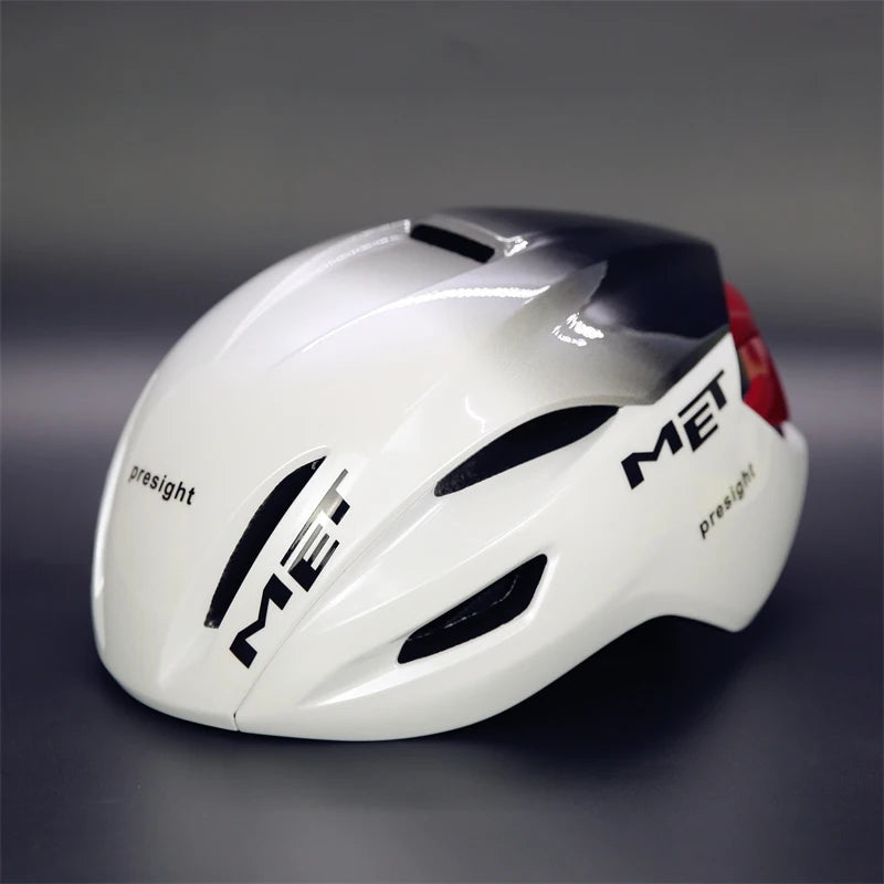 Italy MET Manta aerodynamic road bike riding helmet Cavendish with the