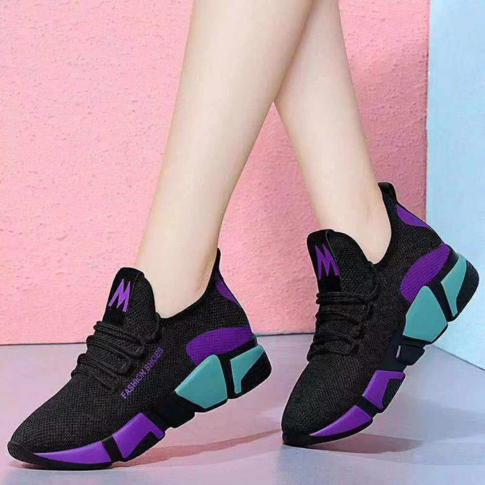 Fashionable Flying Woven Women's Running Shoes in USA