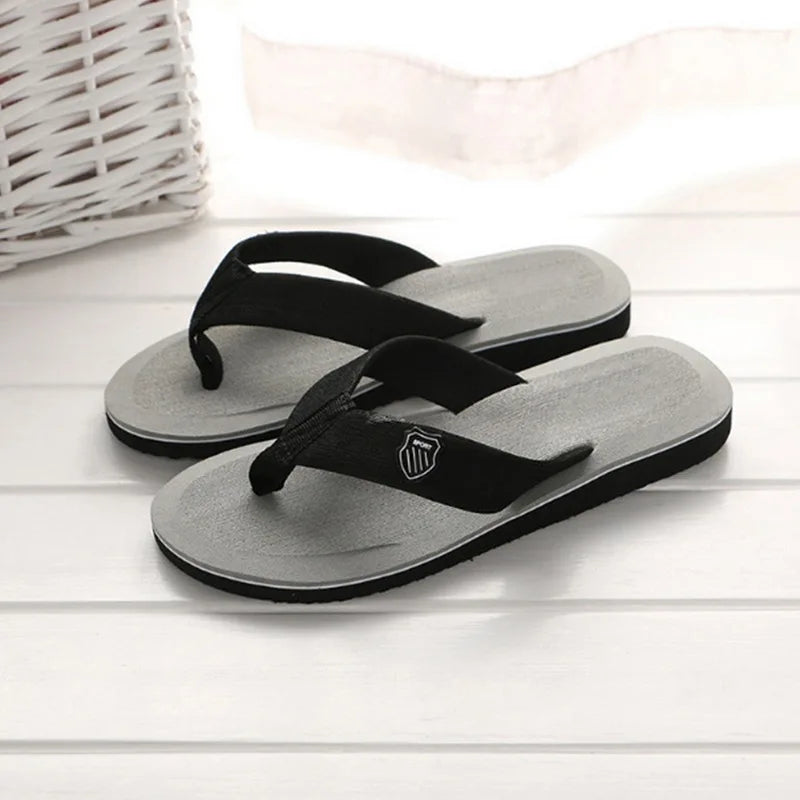 High Quality Men Beach Shoes Summer Casual Flat Slippers in USA