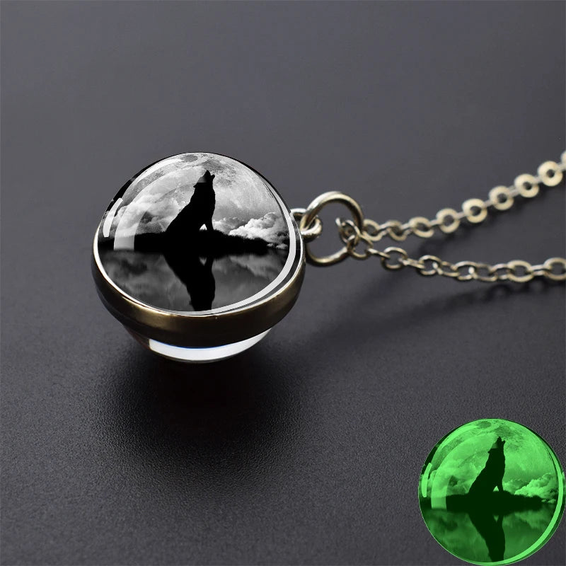 Glow Dark Wolf Necklaces Howling Wolf Head in USA