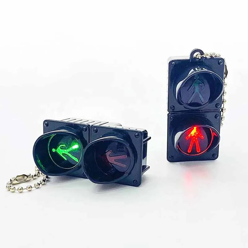 Novelty Simulation Electronic Traffic Light Keychain Pendant in USA