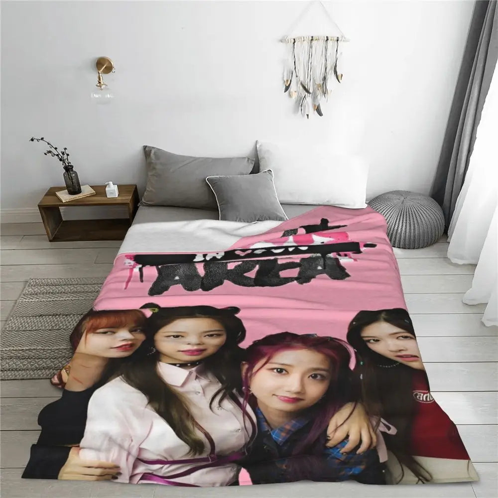 Music Idol Black-Pinks Girl Blankets Flannel All Season in USA