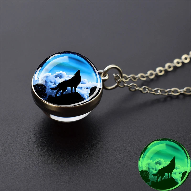 Glow Dark Wolf Necklaces Howling Wolf Head in USA