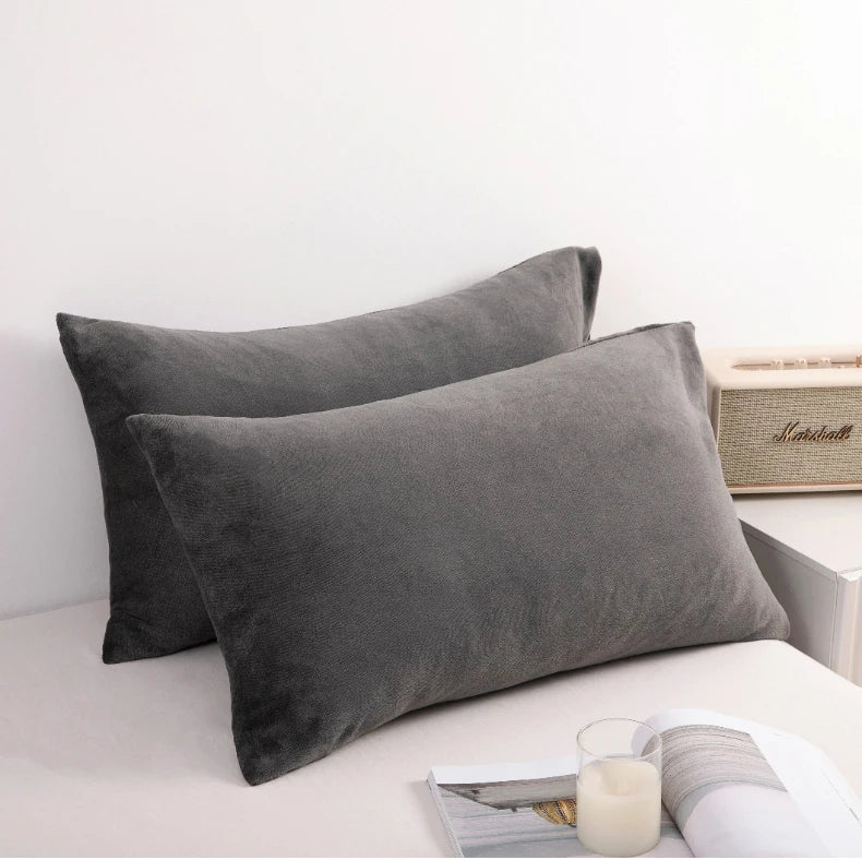 Velvet Fabric Pillowcase Comfortable Bedding in USA