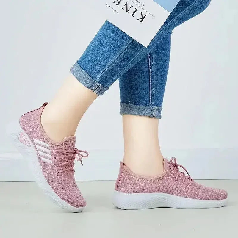 Fashionable Flying Woven Women's Running Shoes in USA