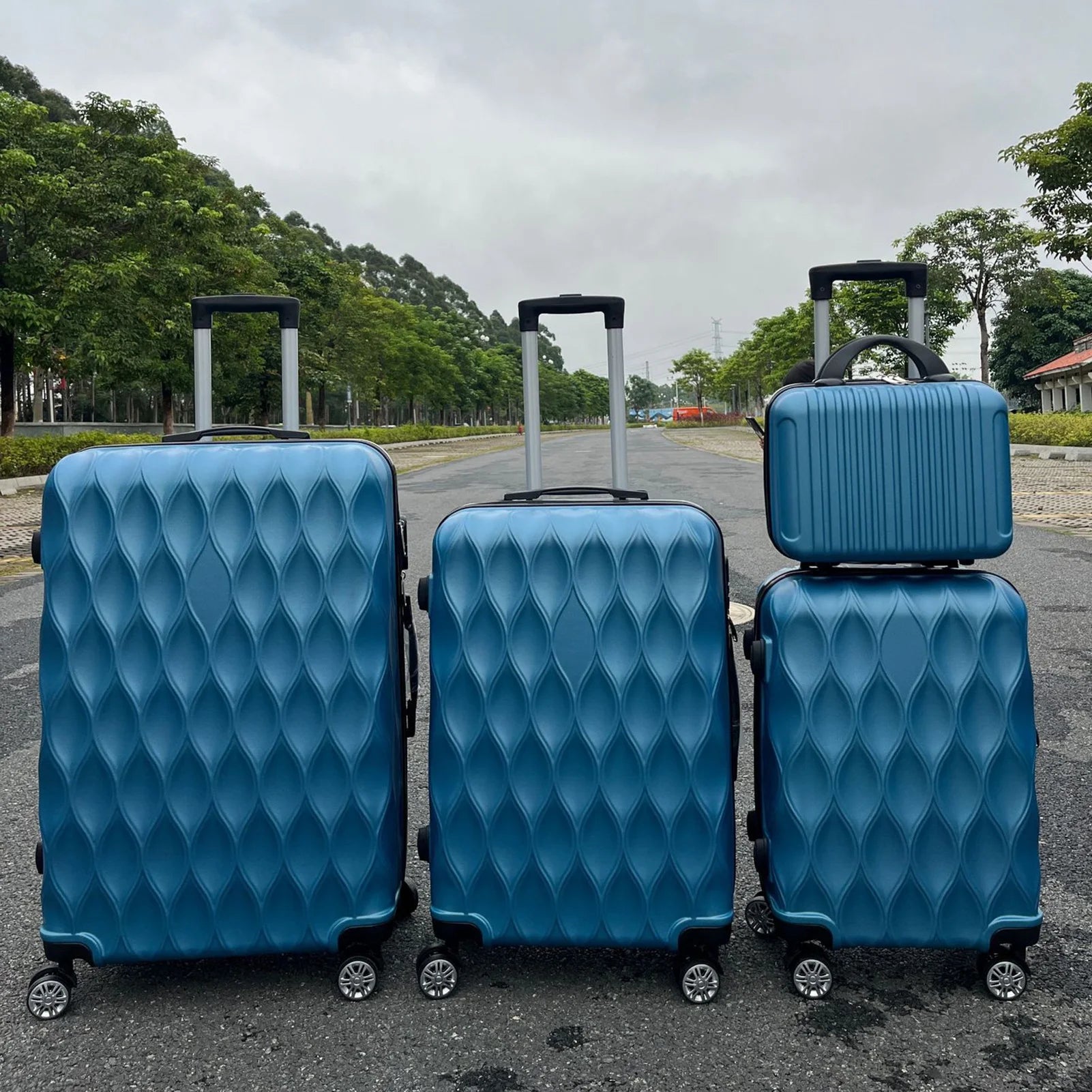 Suitcase Set Different Sizes Large Hard Shell Waterproof in USA