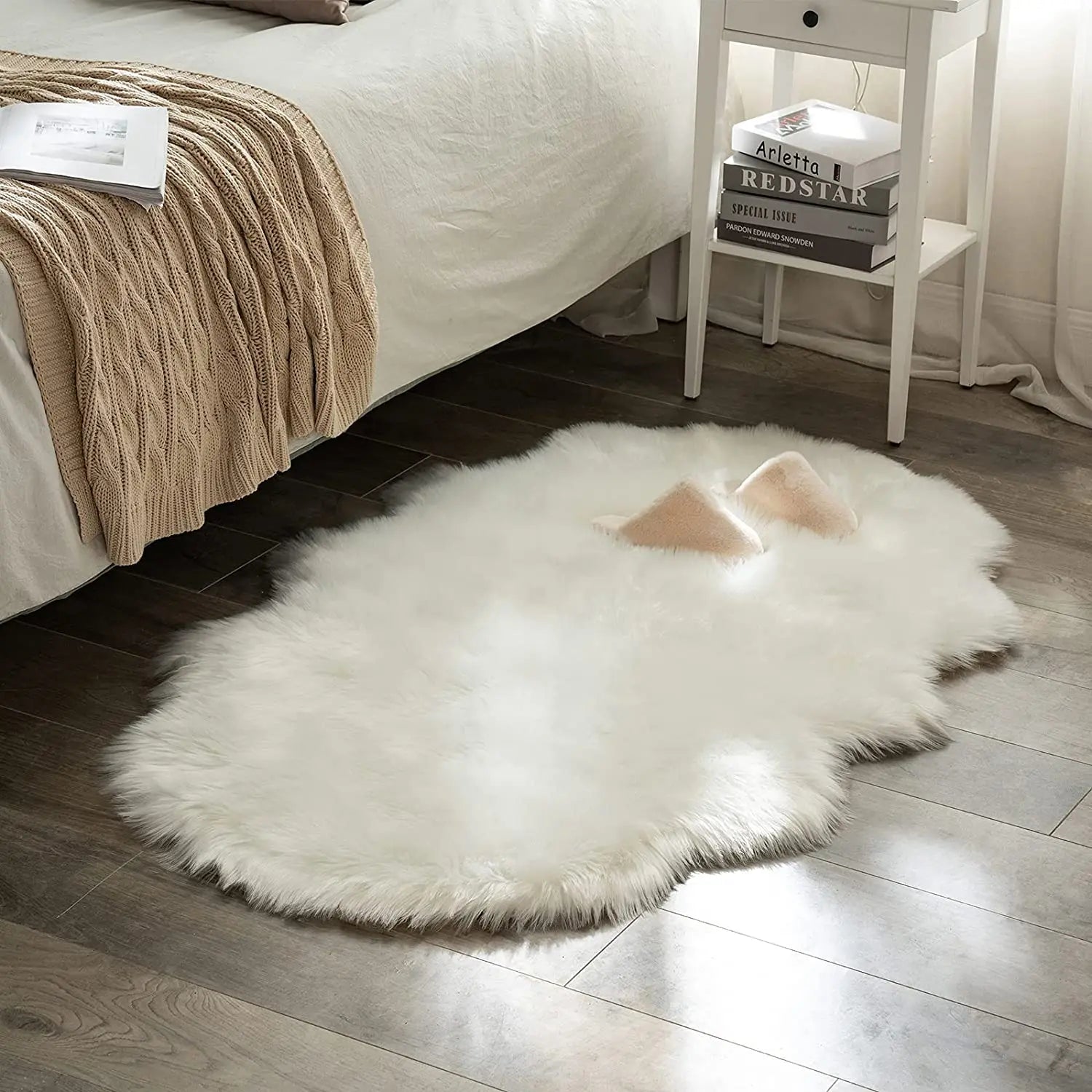 Soft Sheepskin Bedroom Carpet Imitation Wool Pad Long Hair