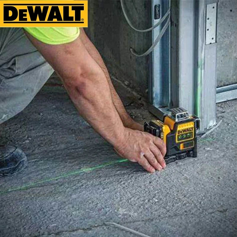 DEWALT DW089LG Green Beam Laser Level Tool Self-Leveling