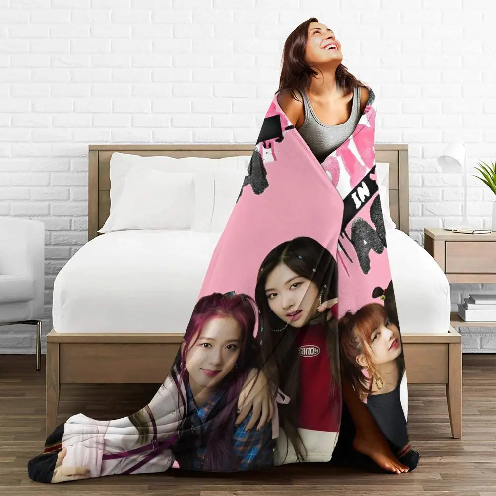 Music Idol Black-Pinks Girl Blankets Flannel All Season in USA