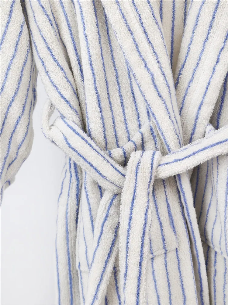 Fashion Striped Bathrobes Soft Cozy Absorbent Bath Towel